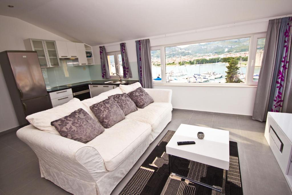 Apartments Maria 트로기르 객실 사진